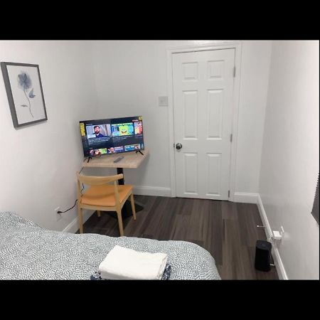Stylist Bedroom Central Of ボルティモア エクステリア 写真