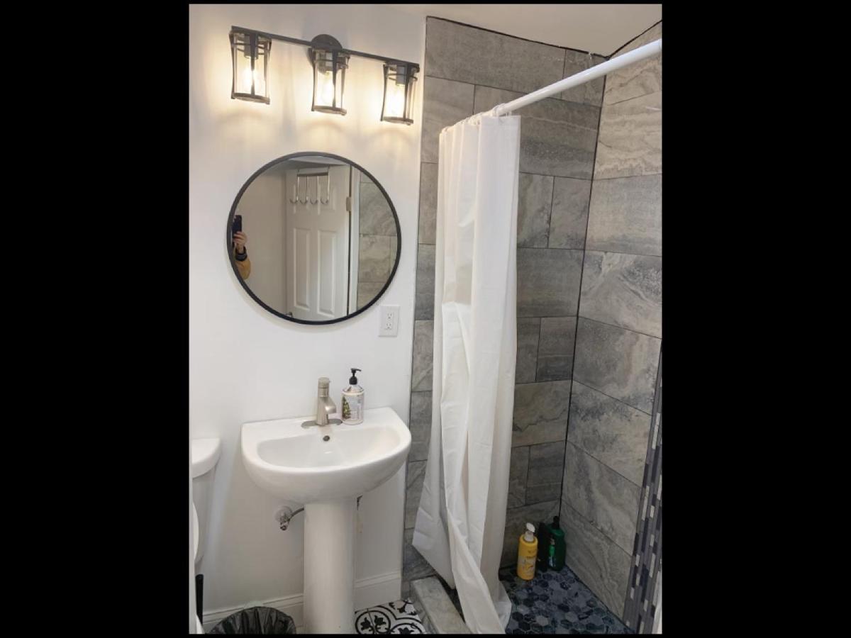Stylist Bedroom Central Of ボルティモア エクステリア 写真